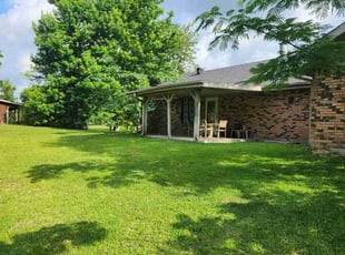 Stephen R.'s lawn care service result