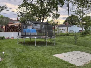 Stella L.'s grass maintenance service result