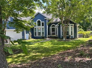 Brenda L.'s grass cutting service result