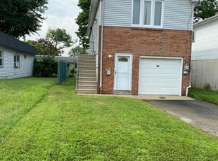 Ron B.'s grass maintenance service result