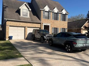 Krista B.'s lawn maintenance service result