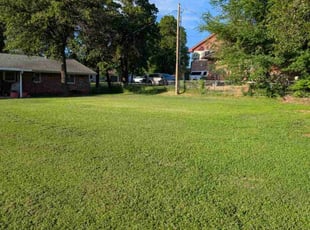 Donna R.'s lawn care service result