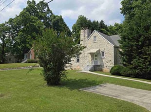 Kathy H.'s lawn care services service result