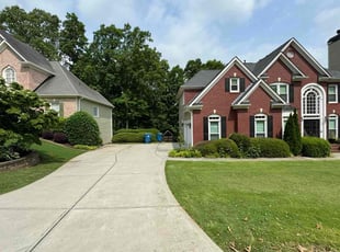 Stojan A.'s grass cutting service result