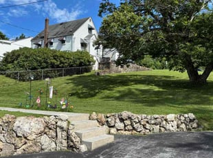 Sylvia T.'s grass cutting service result