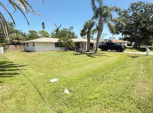 Andrea M.'s lawn service service result