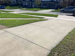 Melinda W.'s lawn service service result