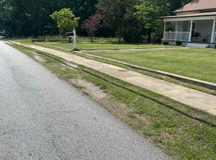 Melissa C.'s grass cutting service result