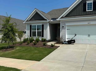 Darren F.'s lawn maintenance service result