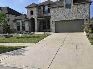 Roy H.'s lawn maintenance service result