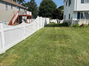 Ozlem P.'s lawn maintenance service result