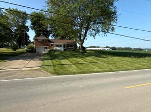 Lauren T.'s grass maintenance service result