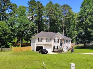 Linda L.'s lawn service service result