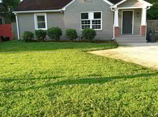 Saurabh B.'s lawn maintenance service result