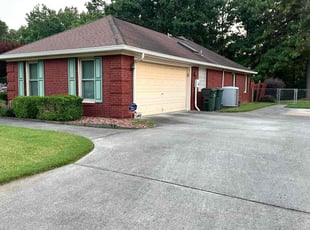 Terri D.'s lawn service service result