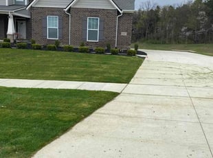 Sherrika A.'s grass cutting service result