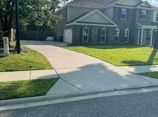 Bobby S.'s lawn care services service result