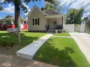 April B.'s lawn service service result