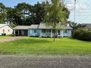 Amy R.'s lawn care service result