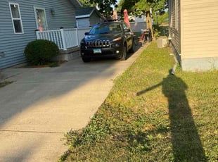 Dawn A.'s lawn maintenance service result