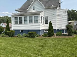 Emily B.'s Bush Trimming service result