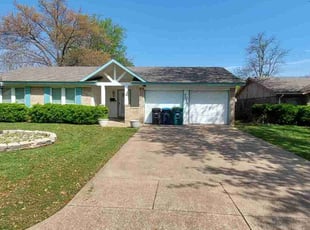 Martha D.'s lawn maintenance service result