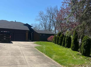 Melinda C.'s lawn care service result
