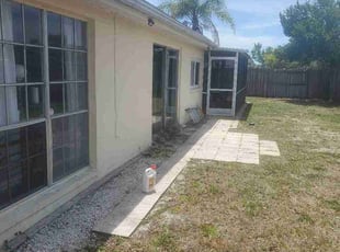 Cynthia T.'s Flower Bed Weeding service result