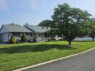 Elizabeth C.'s lawn service service result