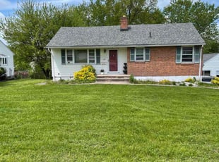 Andrea T.'s lawn maintenance service result