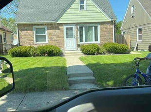 Fina L.'s grass maintenance service result