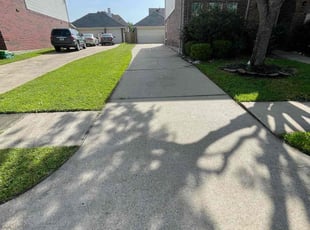 Karen P.'s lawn service service result