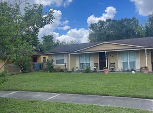 Melody H.'s lawn maintenance service result