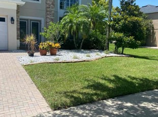 Jillian E.'s grass maintenance service result