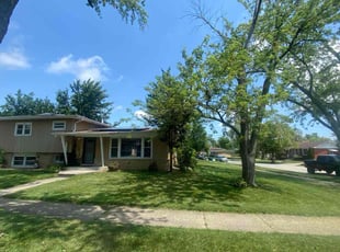 Kim W.'s lawn service service result