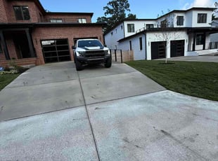 Yijin Y.'s grass cutting service result
