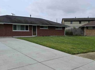 Mathew G.'s grass maintenance service result