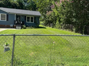 Debby L.'s gardening service service result