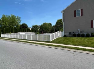 lan S.'s lawn care services service result