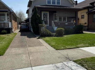 Lynda B.'s lawn care service result