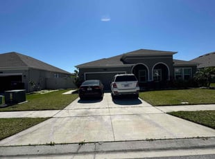 Carolyn G.'s lawn care services service result