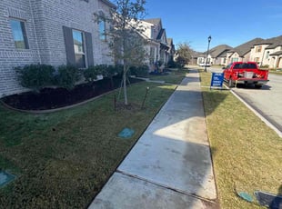 Amanda F.'s lawn care services service result