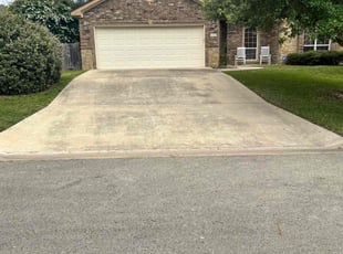 Vickie W.'s lawn care service result