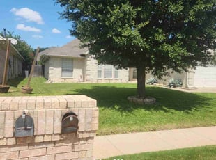Carisa S.'s lawn care services service result