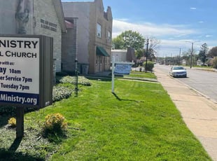 Barry T.'s grass maintenance service result
