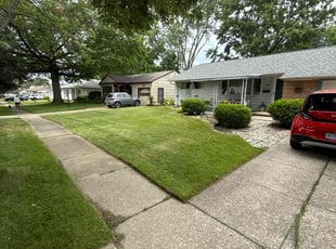 Pauline H.'s lawn care services service result