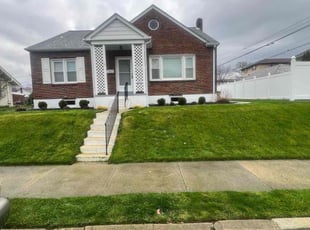 Leah W.'s grass cutting service result
