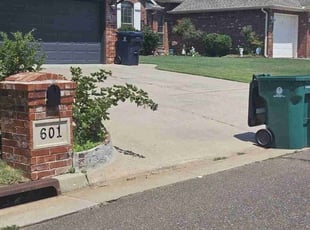Joy D.'s lawn maintenance service result