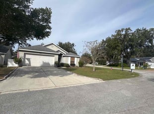 Darlene W.'s lawn service service result