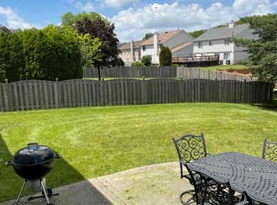 SARAH J.'s lawn care services service result